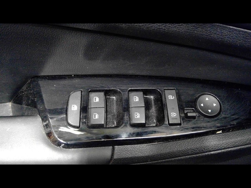 Driver Front Door Switch Driver's Lock And Window Fits 23 SPORTAGE 1582359