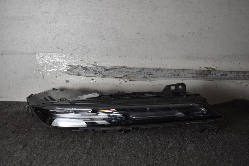 2020-2024 BMW 7 Series G70 Right RH DRL Day light Crystal OEM 987993611