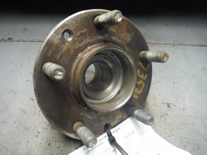 Hub Rear Without ABS Fits 93-02 MAZDA 626 135779
