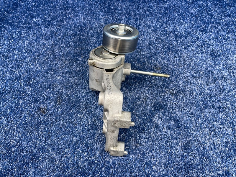 2013–2015 Lexus RX350 Drive Belt Tensioner with Bracket 3.5L OEM 2GR-FE