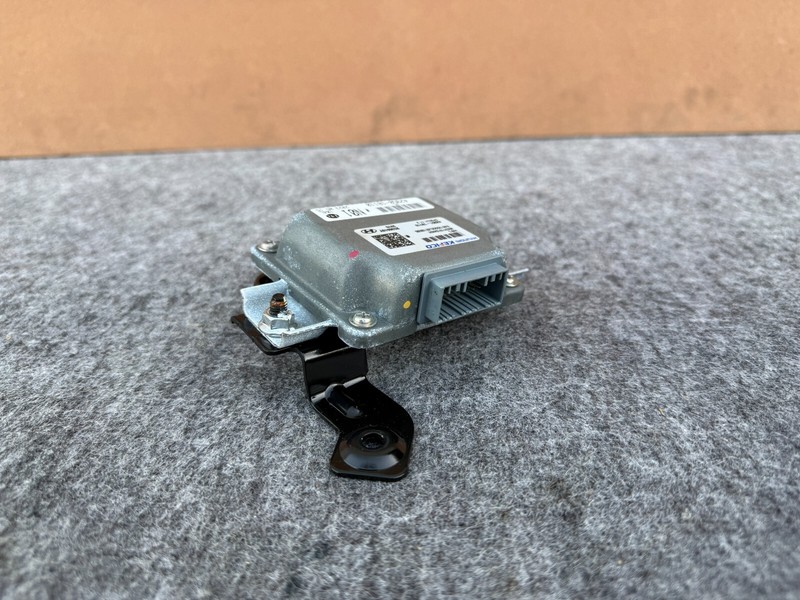 HYUNDAI IONIQ 5 2022-2025 OEM SHIFT BY WIRE SBW COMPUTER CONTROL MODULE AWD
