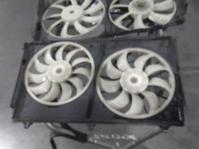 2016 Mitsubishi Outlander Engine Cooling Fan Motor OEM 2.4L Black 131K Miles