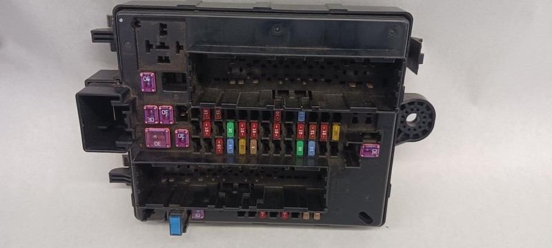 2022 CHEVROLET TRAVERSE Cabin Fuse Box 3.6L 84604297 OEM 22