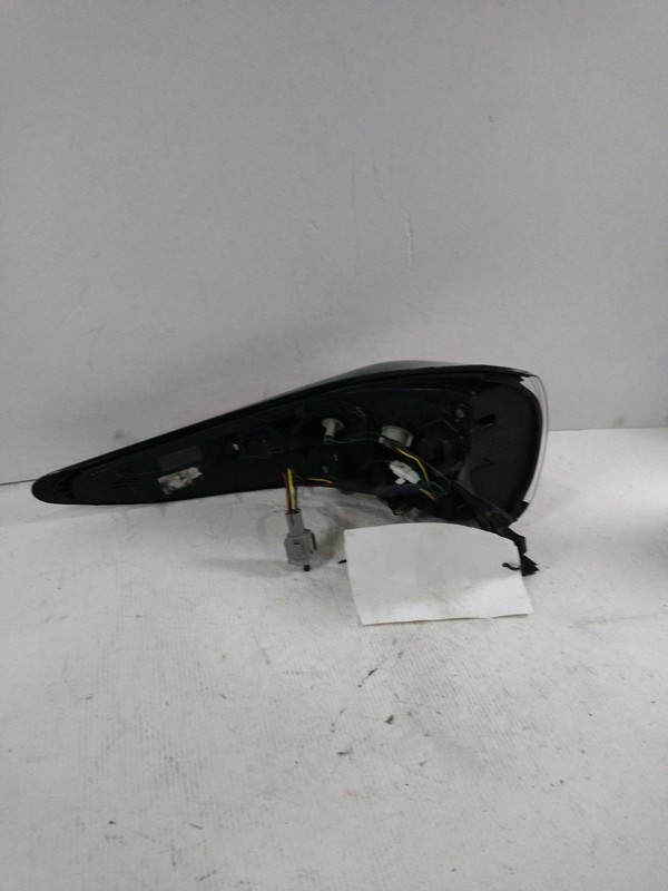 2015 Nissan Murano Right Tail Light Assembly Black 40057 Used 99K Miles