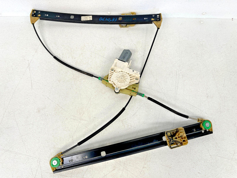 ⭐2011-2015 AUDI Q7 FRONT RIGHT SIDE DOOR WINDOW REGULATOR & MOTOR OEM LOT2478