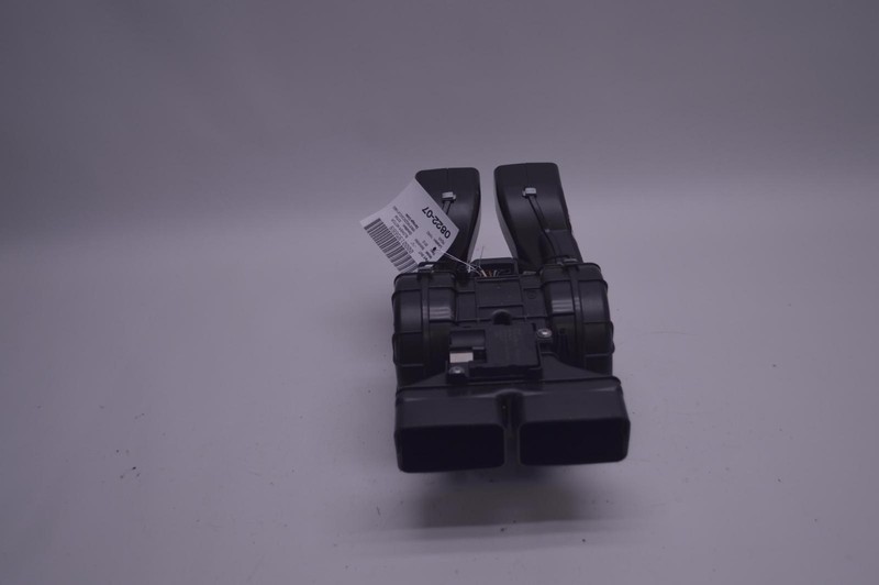 2010-2014 BMW X6M 4.4L REAR A/C AIR HEATER BLOWER MOTOR FAN HOUSING AIR DUCT OEM