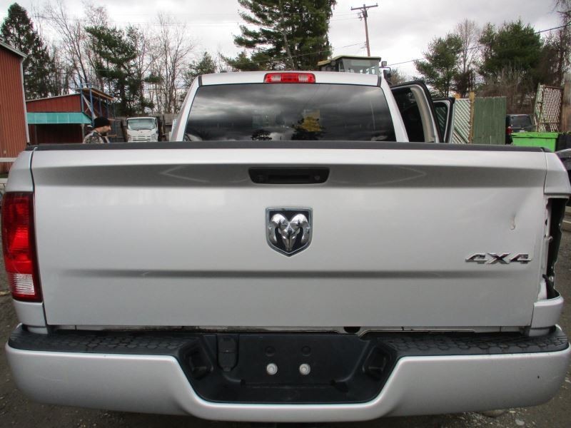 2013-2018 Dodge 1500 Pickup Tail Gate Silver Dented