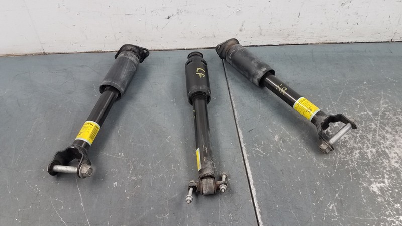 2008 Chevy Corvette C6 Shock Absorber Partial Set #1861 C6