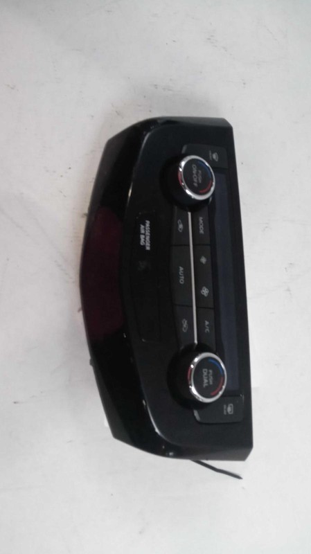 Used A/C Selector Switch fits: 2017 Nissan Rogue w/dual zone automatic temperatu
