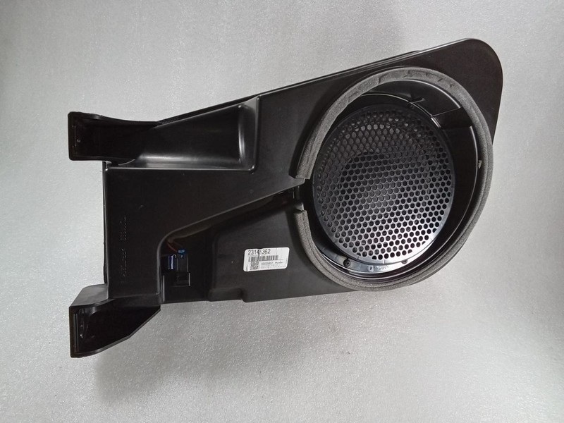 2010-2017 Equinox GMC Terrain Audio Radio Speaker Subwoofer 23145362 603026857