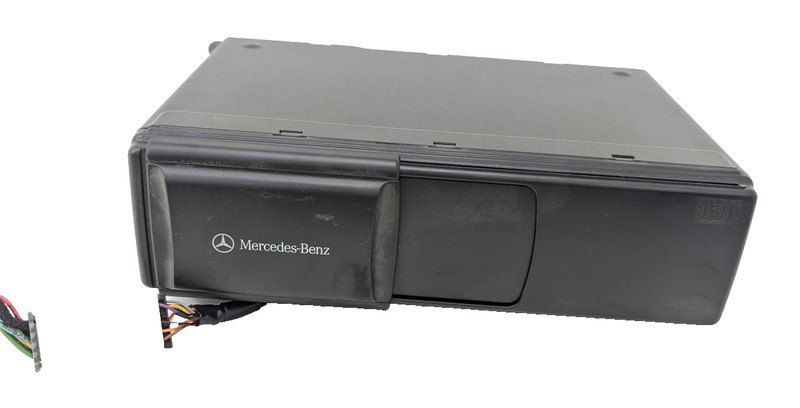 Mercedes W163 Ml 98-05 6 Disc Cd Changer Player Unit - Magazine 1638203889
