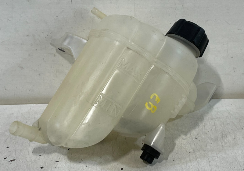 2019 - 2023 INFINITI QX50 ENGINE COOLANT RECOVERY RESERVOIR TANK BOTTLE # 98826