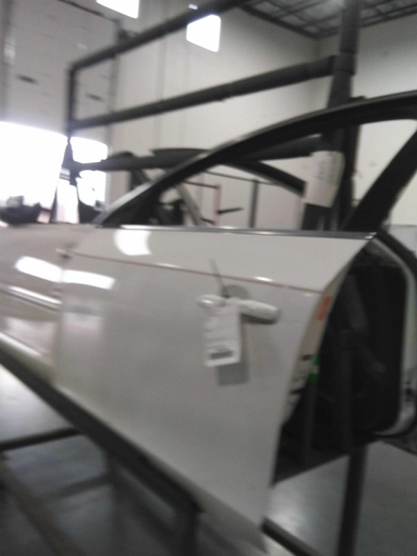 2015 Volvo S60 Front Left Door Crystal White Pearl OEM Used Part NJ25-22710