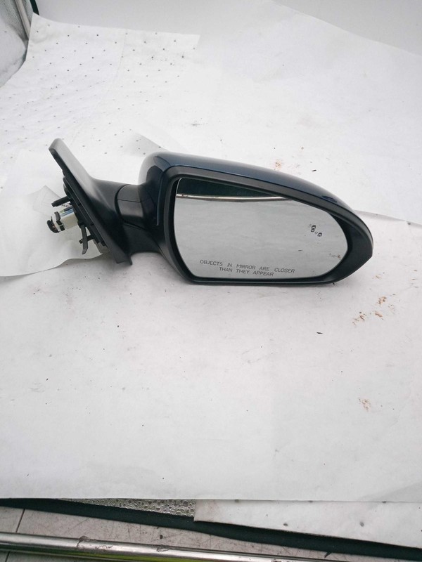 2019 Hyundai Elantra Right Door Mirror Assembly Blue OEM 646737 76K Miles