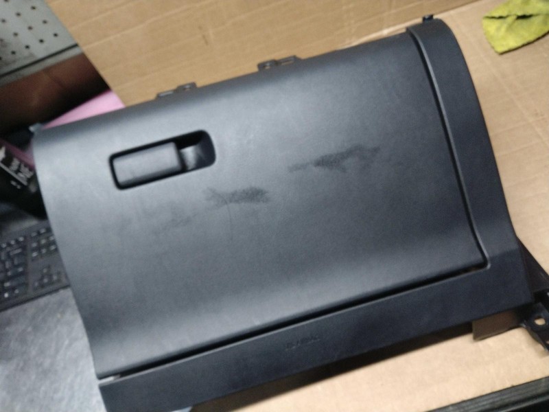 2022 Mazda CX-30 Glove Box Door Grey Used SCUFFS 4074660 28K Miles