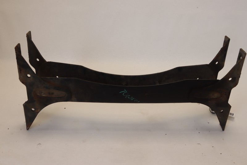 2018-2025 FREIGHTLINER CASCADIA 125 SUSPENSION CROSSMEMBER SUBFRAME OEM
