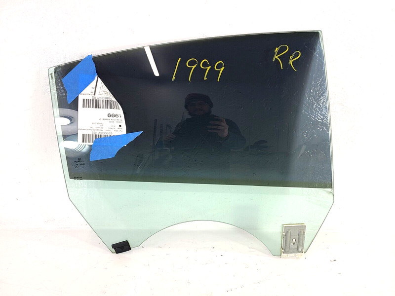 Volkswagen CC Door Window Glass Rear Passenger Right ORM 2009-2017