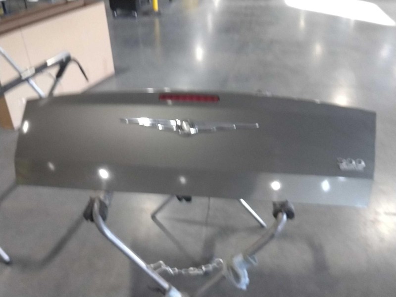 2009 Chrysler 300 Deck Lid Trunk Lid Grey OEM 68040131AB 4DR SED
