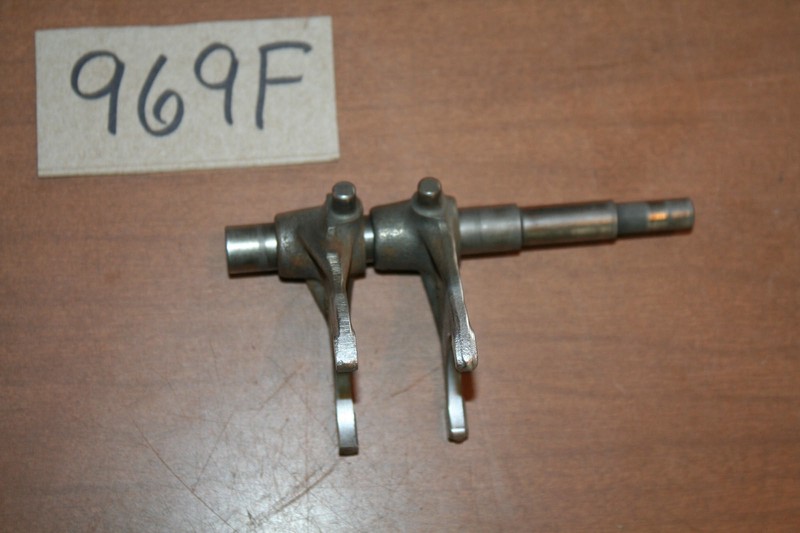 1984 Honda CR 250R Gear Shift Change Fork Assembly OEM 84 B