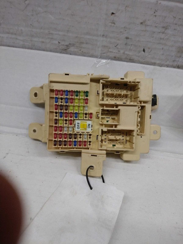 Used Body Control Module fits: 2017 Kia Sportage Body Control BCM LH dash US mar