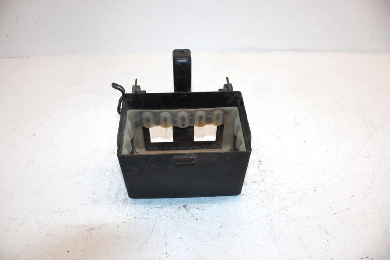 1985 Honda Atc125ma Oem Battery Box 50325-968-680 50325-968-681 AH44