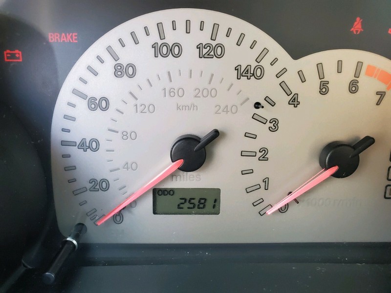 00-05 ECLIPSE V6 3.0 GT OEM INSTRUMENT SPEEDOMETER GAUGE CLUSTER 2581 MILES