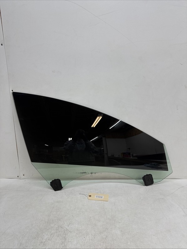 20-23 Tesla 3 Front Passenger Door Window Glass Right Double 014955 44038 S1