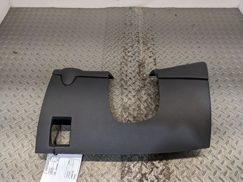 2008 Pontiac G8 GT LH Driver Lower Dash Knee Bolster Column Cover Trim P 1185231