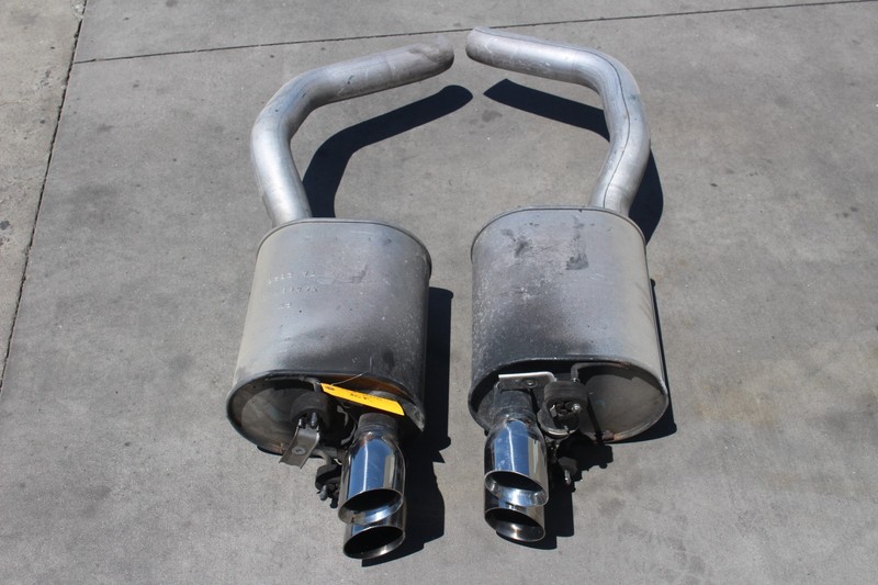 2005-2013 Corvette C6 Z06 ZR1 Exhaust Mufflers Pair 7.0L 6.2L *Used* 398697 OEM