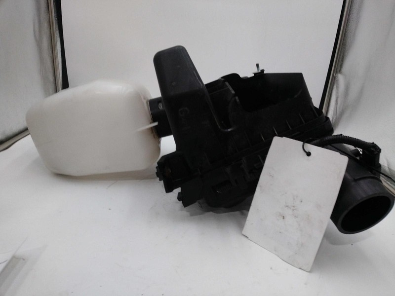 2015 Subaru Forester Air Cleaner Assembly OEM 46051FG000 153k Miles Black