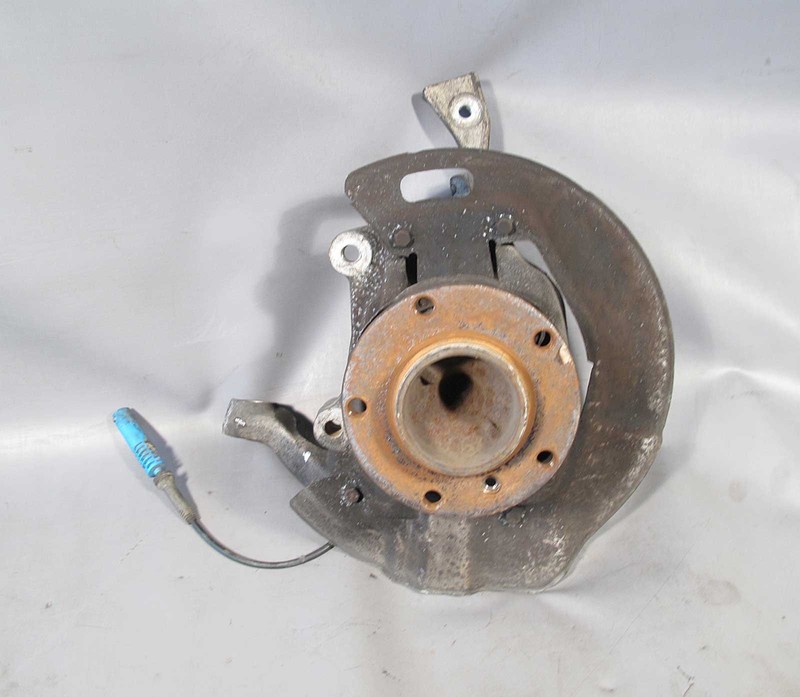 BMW E39 5-Series 540i Right Front Wheel Hub Bearing Knuckle Kingpin 1997-2003 OE