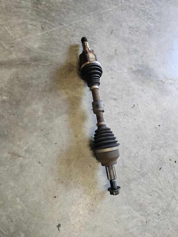 Used Front Left Drive Axle Shaft fits: 2018 Dodge Journey Front 2.4L AT 4 speed