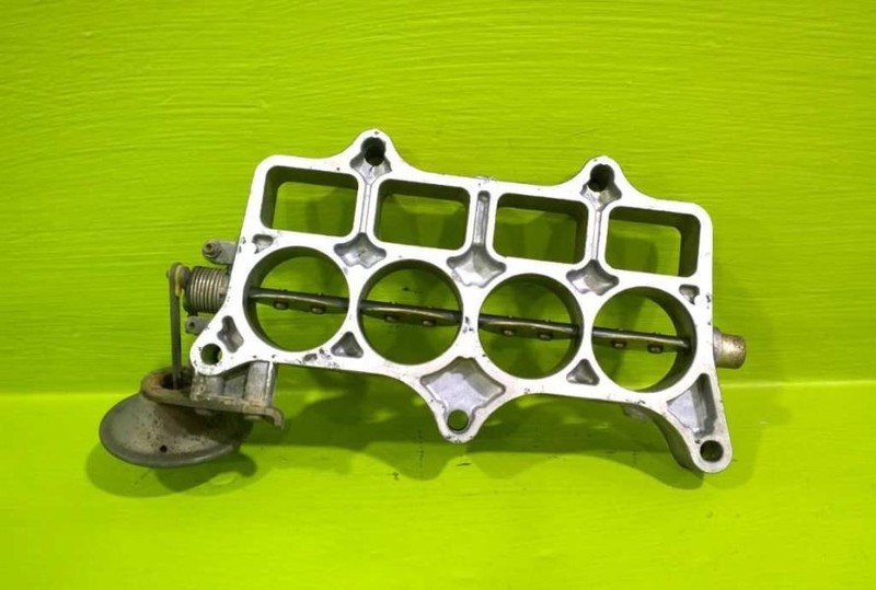 88 89 ACCORD 2.0L MT INTAKE MANIFOLD BUTTERFLY PLATE OEM 3657-56