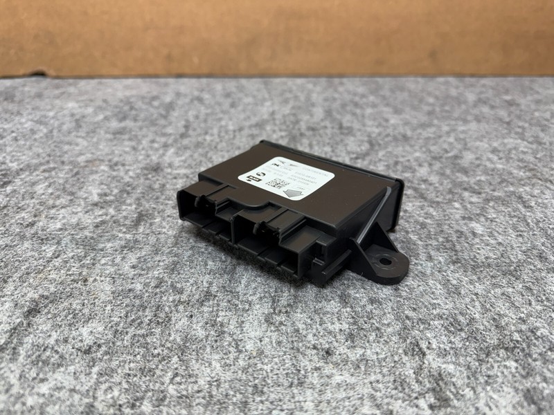 GENESIS GV70 2022-2025 OEM TRUNK LIFTGATE TAILGATE POWER CONTROL MODULE UNIT