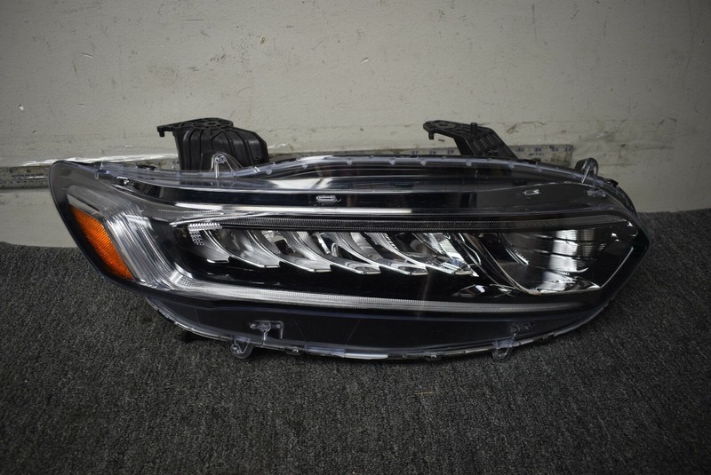 2018-2021 HONDA ACCORD HEADLIGHT RIGHT SIDE FACTORY OEM