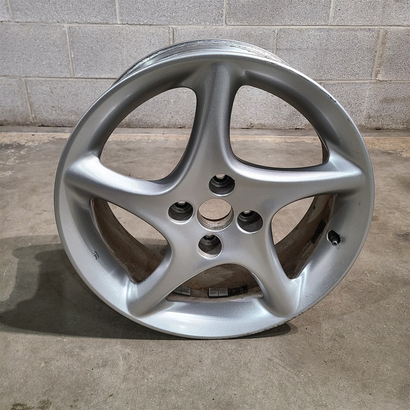 2001-2003 Miata MX-5 Oem 16x6.5 Wheel Aa7472 M125598-