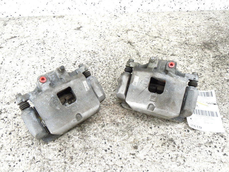 2016-2020 Buick Envision Front Brake Caliper Pair Left Right OEM