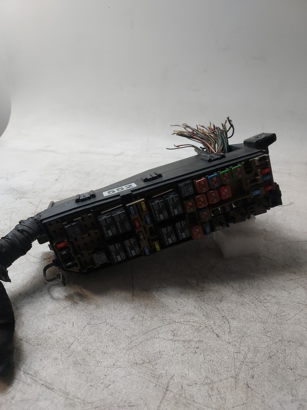 2009 Ford Escape Engine Fuse Box 9L8T14A003BB