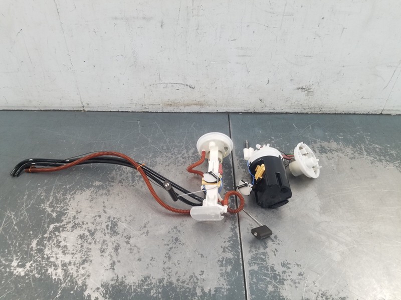 2015 BMW X5M F85 Fuel Pump / Sending Unit - * #9227 VV5