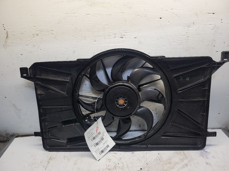 Radiator Fan Motor Fan Assembly Electric EV Fits 12-18 FOCUS 1741139