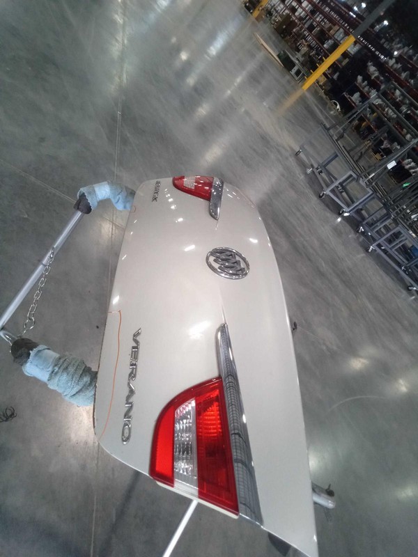 2012 Buick Verano Silver Deck Lid Trunk Lid OEM 22785104 137K Miles