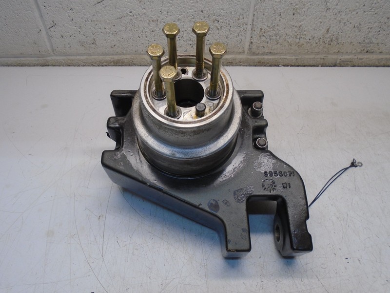 I2 FS722607 6956071 Force L Drive Marine Bottom Yoke Assembly