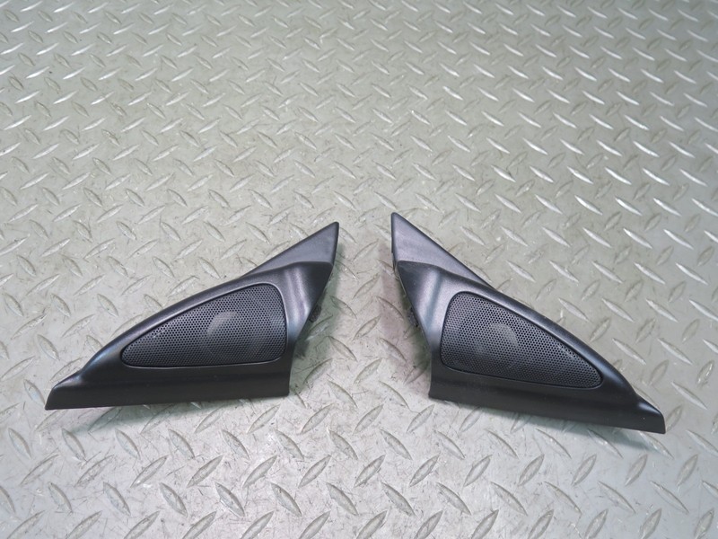 2003-2007 LEXUS UZJ100L LX470 FRONT DOOR LEFT & RIGHT SIDE TWEETER COVER SET
