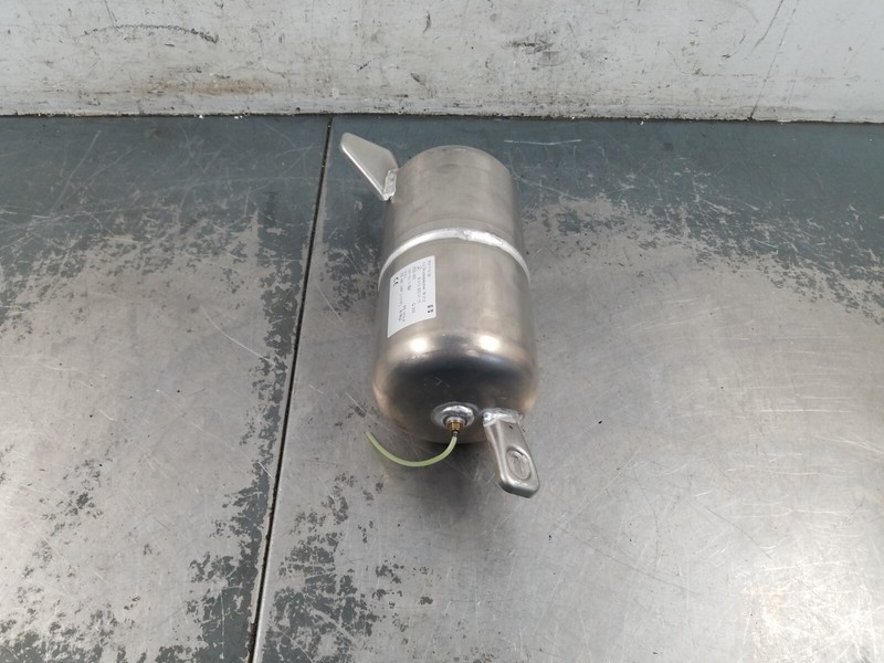 2016 Mercedes AMG E 63 S Air Suspension Tank #8042 G1
