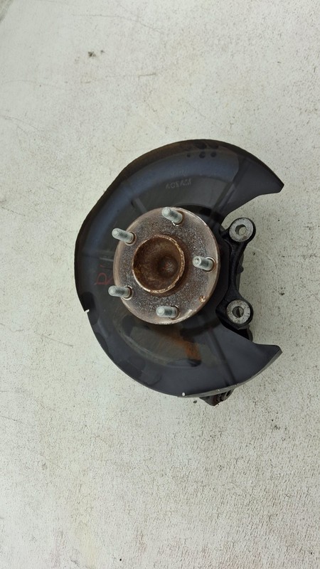 2018 - 2021 MAZDA 6 REAR LEFT DRIVER SIDE SUSPENSION SPINDLE KNUCKLE & HUB OEM