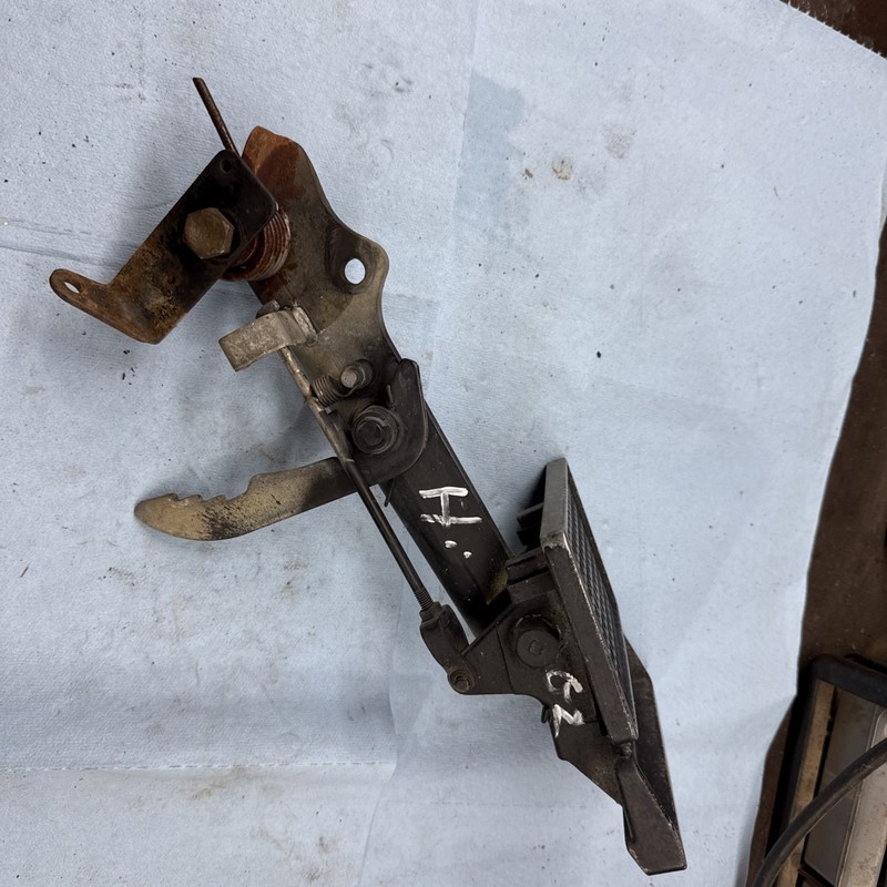 Yamaha G2 G9 J38vintage golf cart Brake Pedal