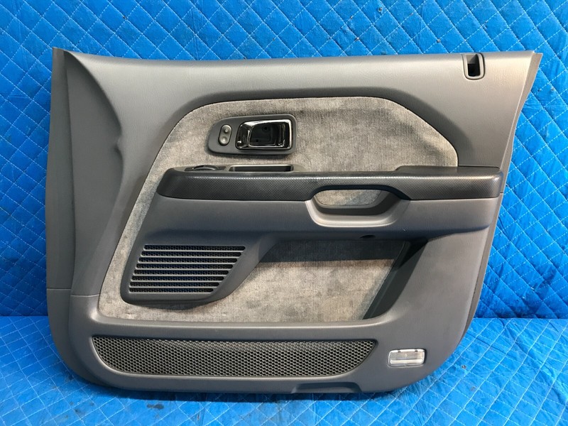 03-05 HONDA PILOT EX FRONT RIGHT PASSENGER SIDE DOOR PANEL Gray OEM
