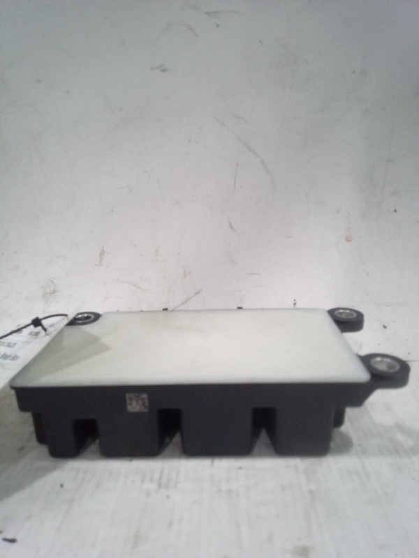 Used Air Bag Module fits: 2019 Chevrolet Cruze Air Bag below console Grade A