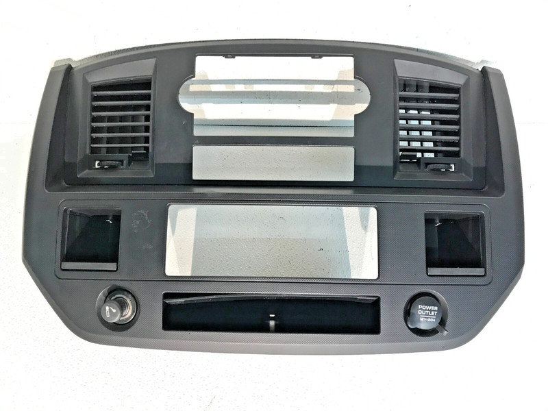 2006 - 2008 Dodge RAM Dash Radio Bezel Instrument Panel Air Vents OEM