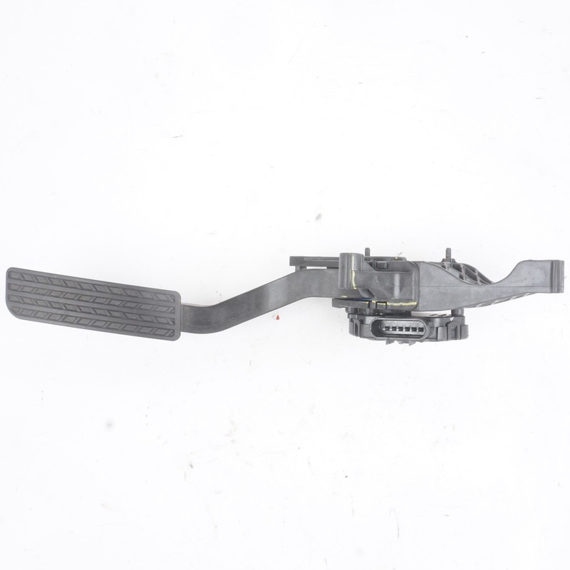 2009 - 2017 Chevy Traverse ENCLAVE Accelerator Pedal Assembly OEM 22802046